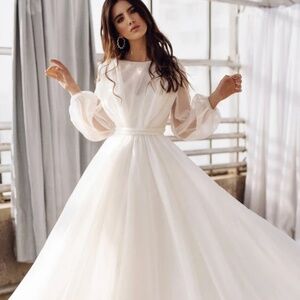 Casual A Line Floor-length Sweep Train Chiffon Bateau Long Sleeve Wedding Dress